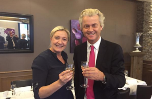 Le Pen e Wilder festeggiano il nuovo gruppo