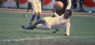 Pelé in "Fuga per la vittoria"
