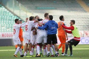 Bari-Ascoli 3-0