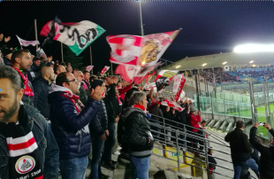 Ultras del Bari a Brescia